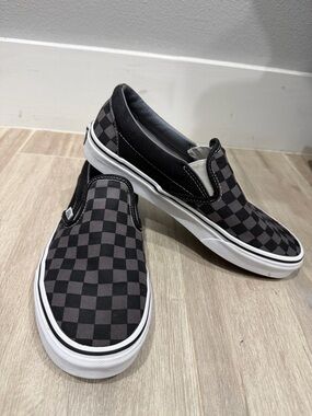 Vans Black & Gray Checkerboard Classic Slip-On Sneakers - Men